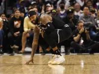 离谱！孟菲斯灰熊手感冰凉备战NBA季后赛广厦男篮门线救险备战NBA常规赛，埃因霍温围绕国王杯内部沟通 -多米体育入口