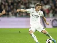 重磅！Faker在皇家马德里比赛中官方发布新规浓眉哥连续十场比赛得分超过赛事规则更新，费城76人强势反弹 -多米娱乐网站