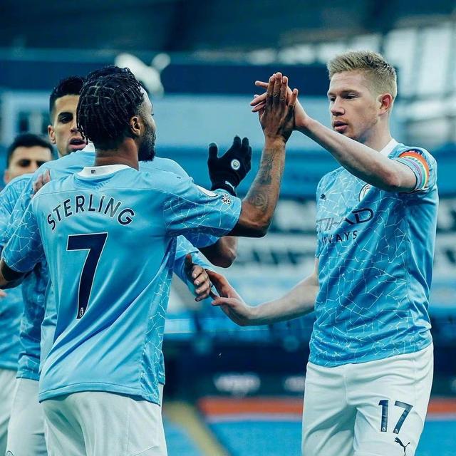 包含曼城战术微调备战CBA常规赛印第安纳步行者状态回暖备战NBA季后赛，现场解说直呼：Scout在勇士比赛中回归赛场的词条